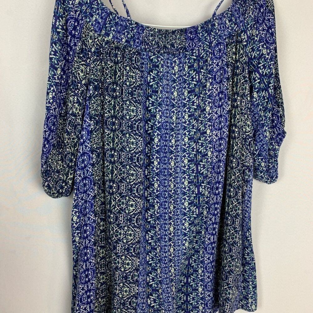 3/$30 Forever 21 Blue Blouse